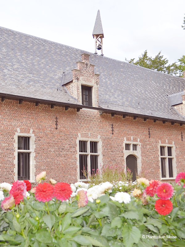 Plantentuin Meise Classic Building View